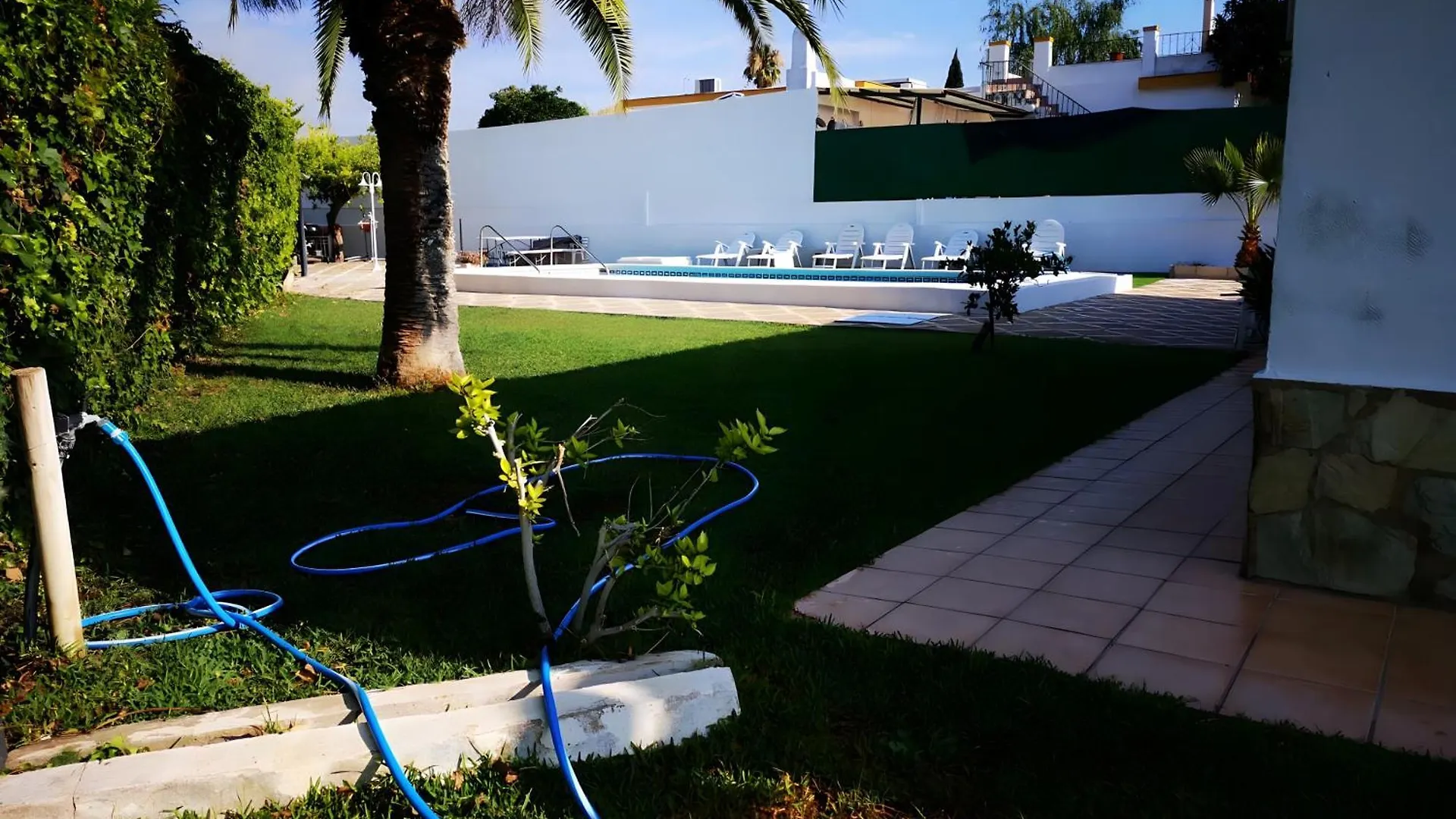 Chalet Con Jardin, Piscina Privada Y Parking Séville Espagne