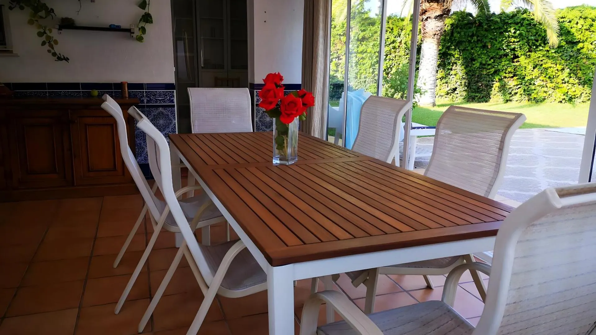 Chalet Con Jardin, Piscina Privada Y Parking Seville 0*,  Spain